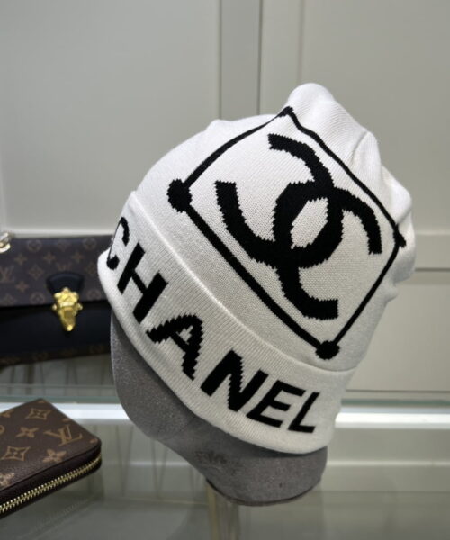 Chanel Beanie In White