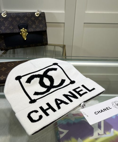 Chanel Beanie In White