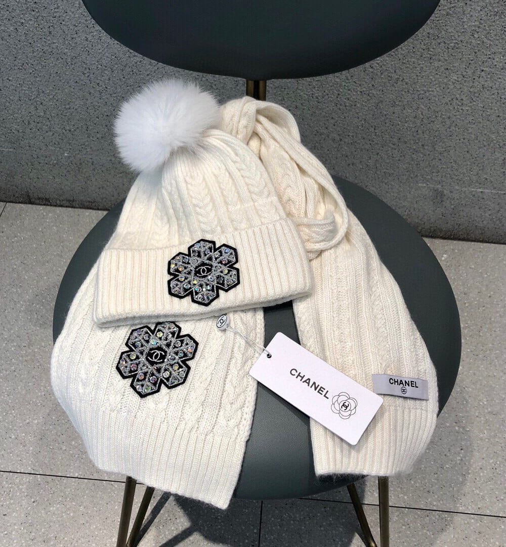 Chanel Beanie White