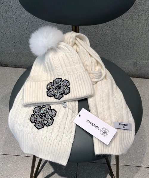 Chanel Beanie White