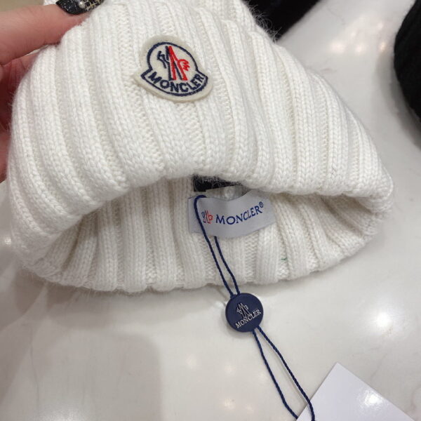 Chanel Beanie White