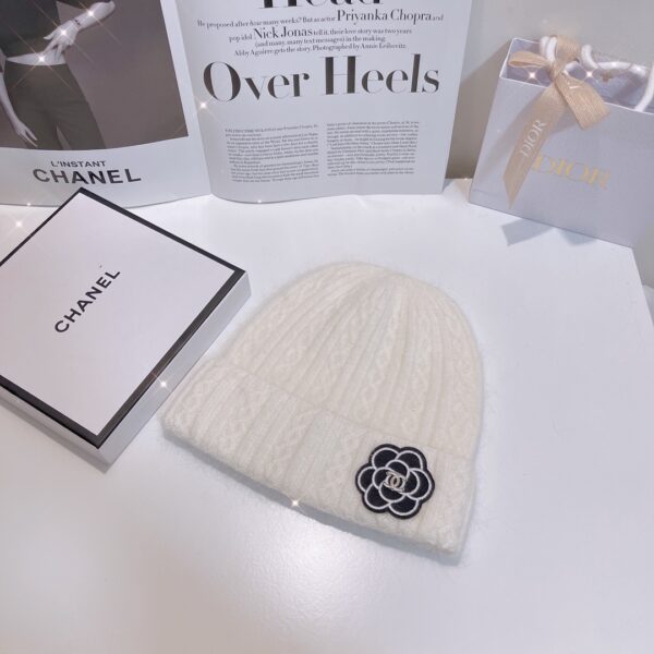 Chanel Beanie White