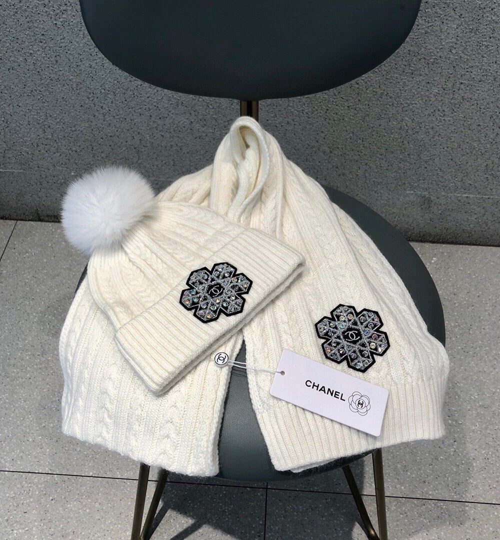 Chanel Beanie White