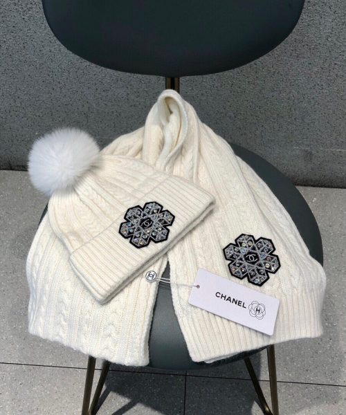 Chanel Beanie White