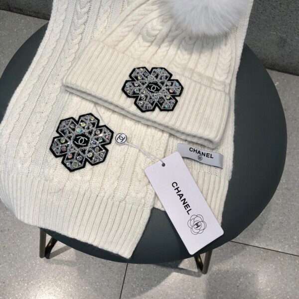 Chanel Beanie White