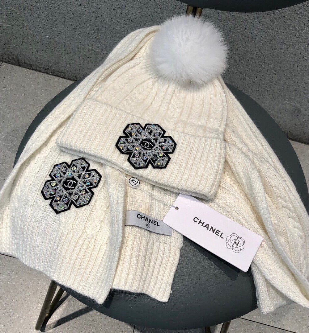 Chanel Beanie White