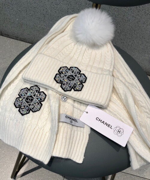 Chanel Beanie White
