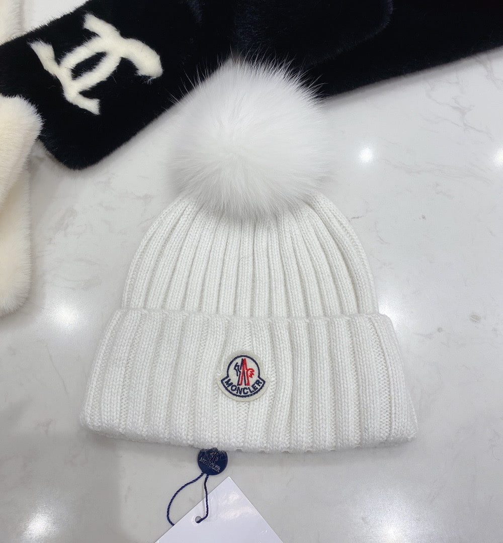 Chanel Beanie White