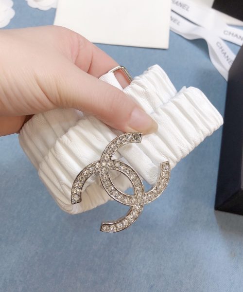 1:1 Replica Chanel Belt Double C Buckle White Silver-Toned Hardware and Strass Women Belt