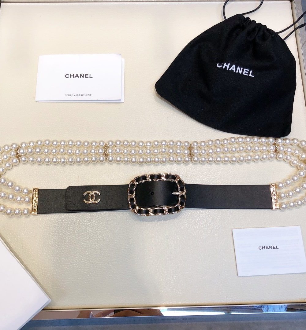 1:1 Replica Chanel Belt In Black Imitation Pearls With Gold-Toned Square Metal and Strass Women Belt
