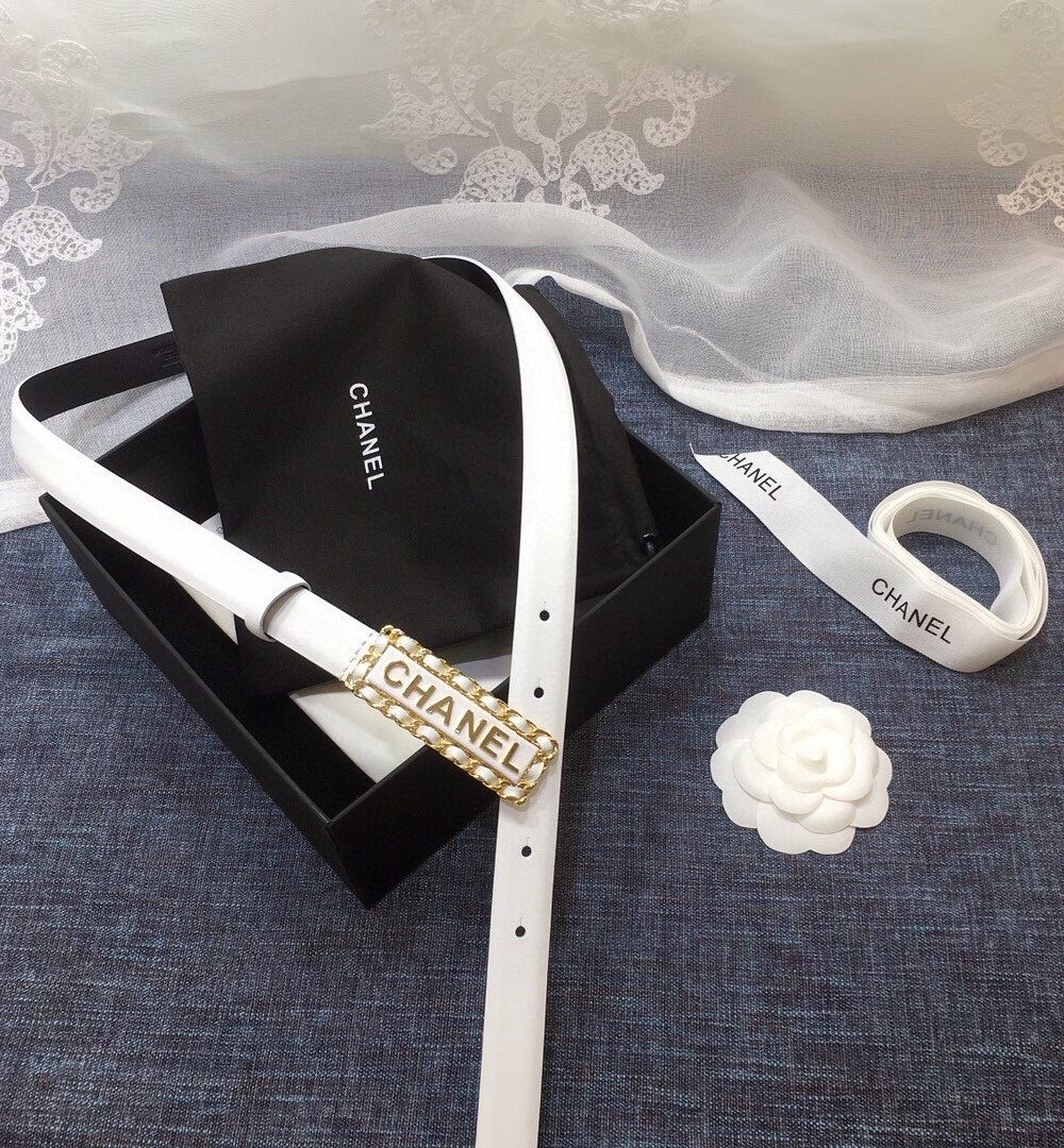1:1 Replica Chanel Belt With Chanel Signature White with Gold-Toned Metal Hardware Women Belt