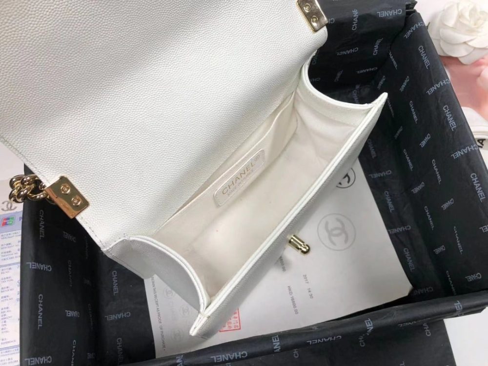 [REP 1:1] Chanel Boy Flapbag White For Women 7.9in/20cm - Image 7