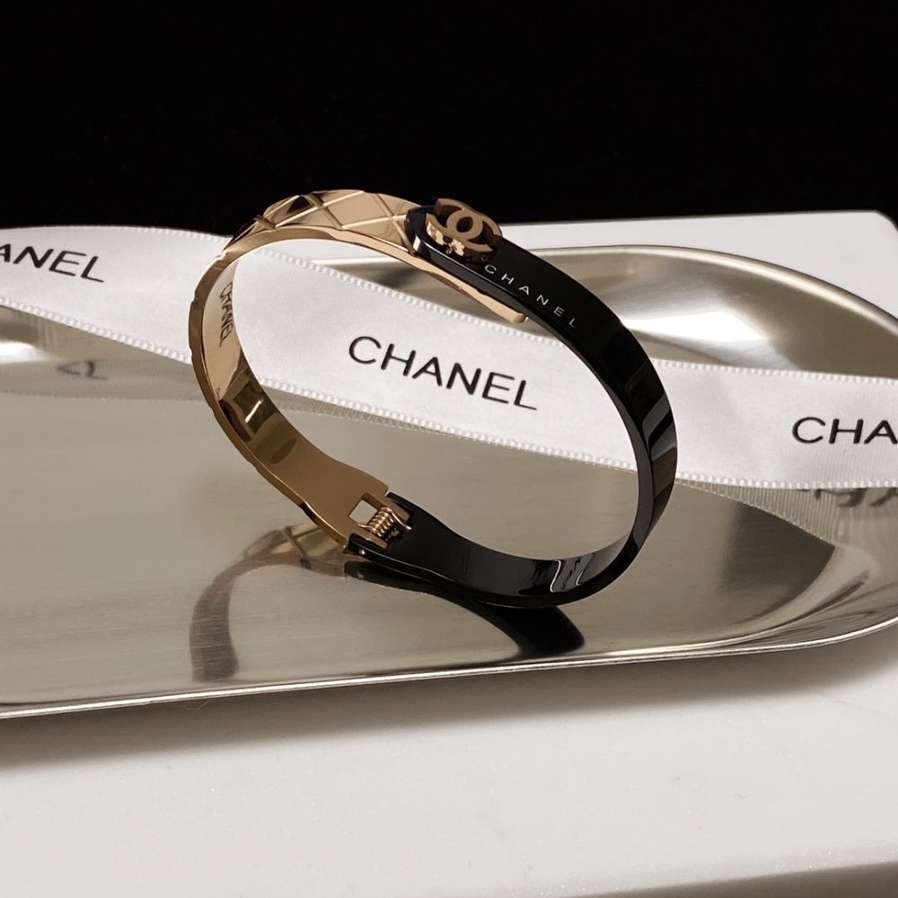 Chanel Bracelet - Image 6