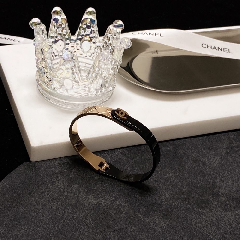 Chanel Bracelet - Image 5