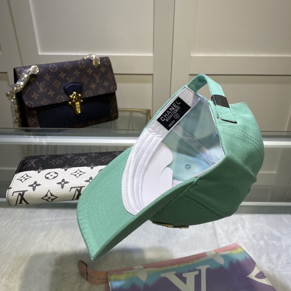 Chanel Cap Green - Image 2