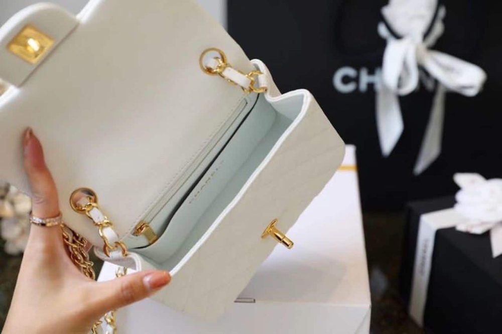 [REP 1:1] Chanel Classic Mini Flap Bag Golden Hardware White For Women 6.6in/17cm A35200 - Image 9