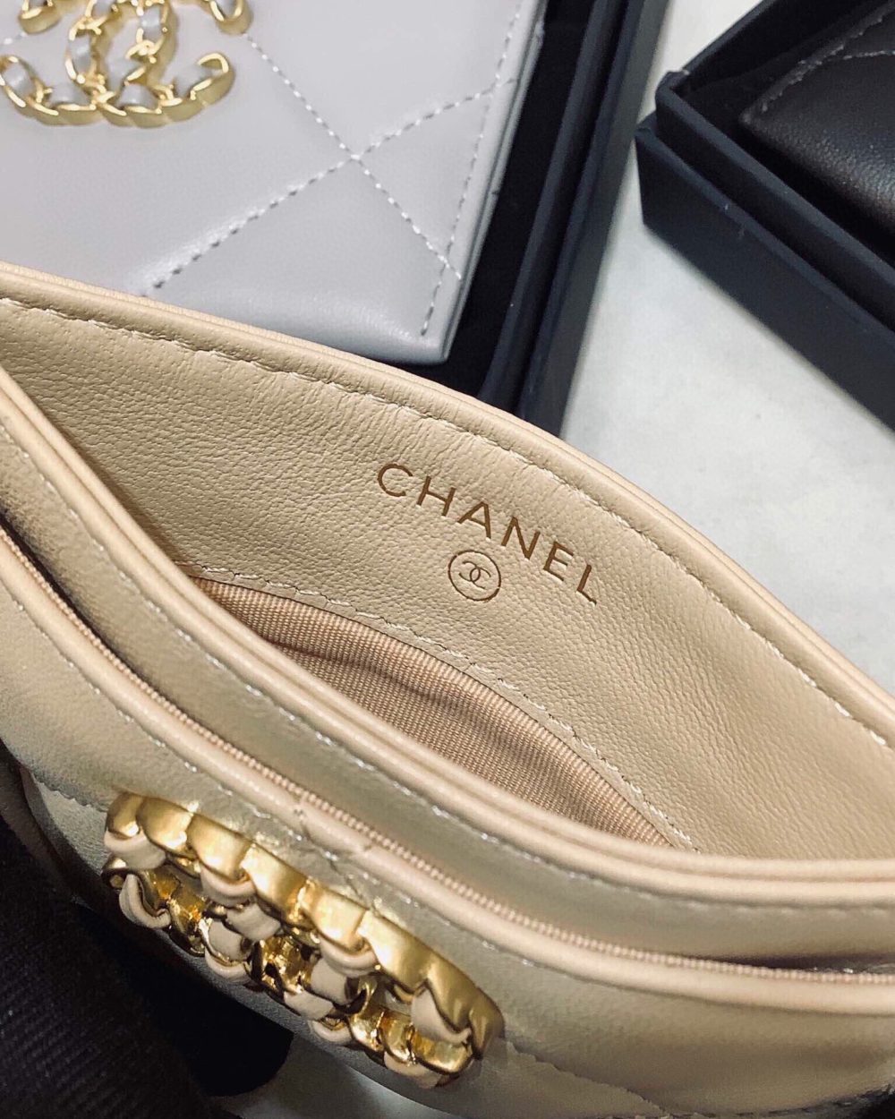 1:1 Replica Chanel CO-CO 19 Card Holder Wallet 11cm/4.3in Gold Toned Hardware For Women Beige