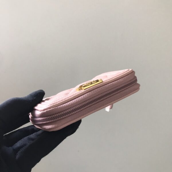 Chanel CO-CO Boy Chanel Zipped Coin Purse 11cm/4.3in Gold Toned Hardware For Women White