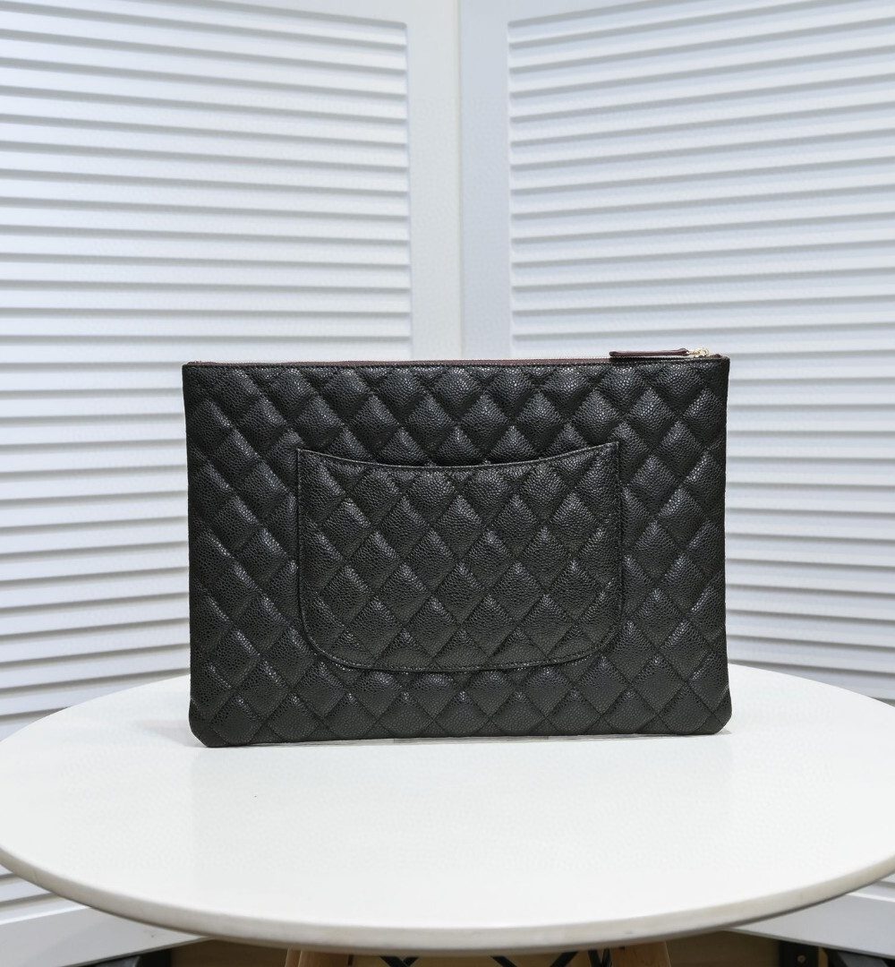 1:1 Replica Chanel CO-CO Classic Pouch 27cm/10.6in Gold Toned Hardware For Women Black A82545 Y04059 C3906
