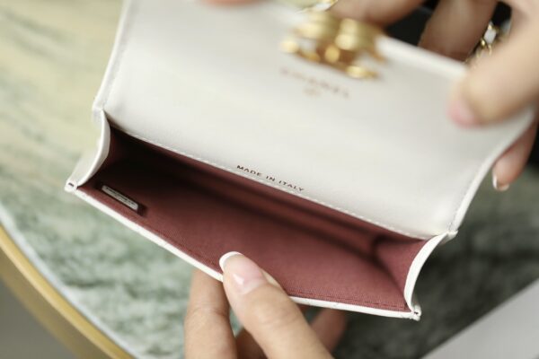 Chanel CO-CO Clutch With Chain 9.5cm/3.7in Gold Toned Hardware For Women White