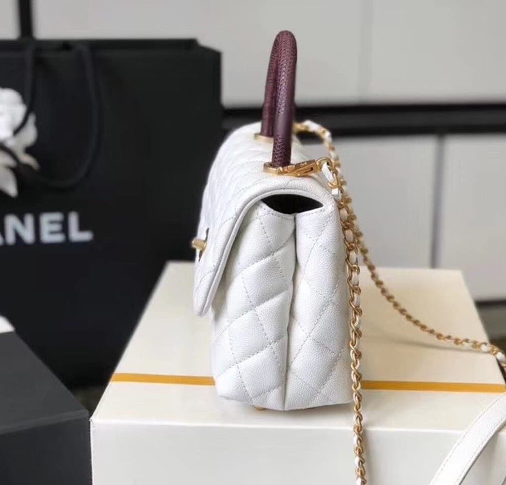 [REP 1:1] Chanel Coco Handle Quilted Lizard Handle Bag 24cm Caviar Leather Gold Hardware Spring/Summer Act 1 Collection, White