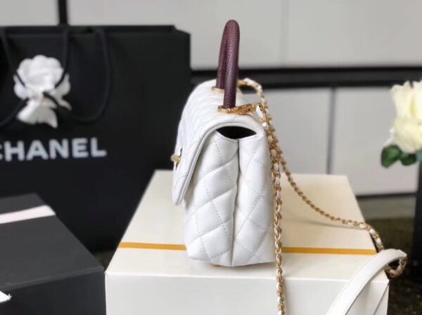 [REP 1:1] Chanel Coco Handle Quilted Lizard Handle Bag 24cm Caviar Leather Gold Hardware Spring/Summer Act 1 Collection, White