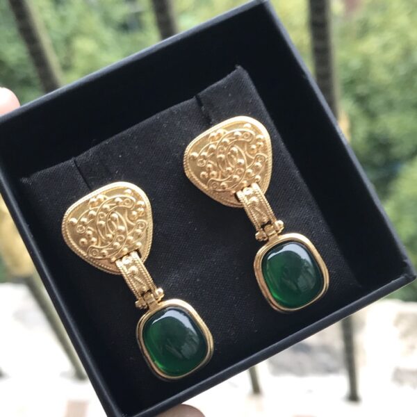 Chanel Earring