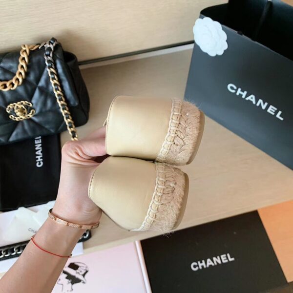 Chanel Espadrilles Beige/Black For Women, Women's Shoes G29762