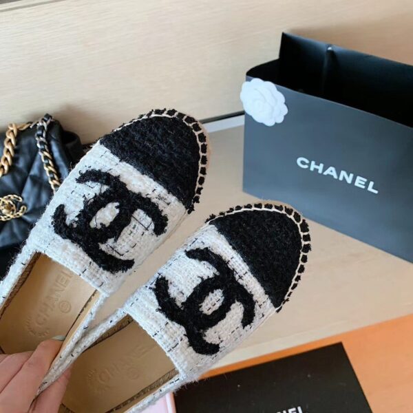 Chanel Espadrilles White/Black For Women, Women's Shoes G29762