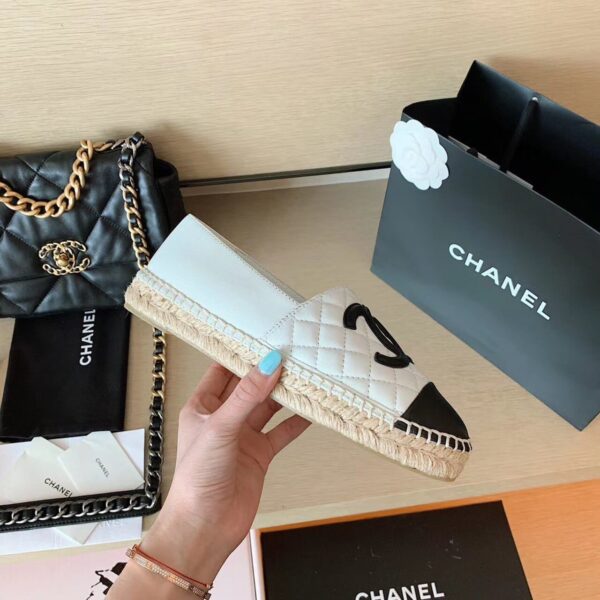 Chanel Espadrilles White/Black For Women, Women's Shoes G29762