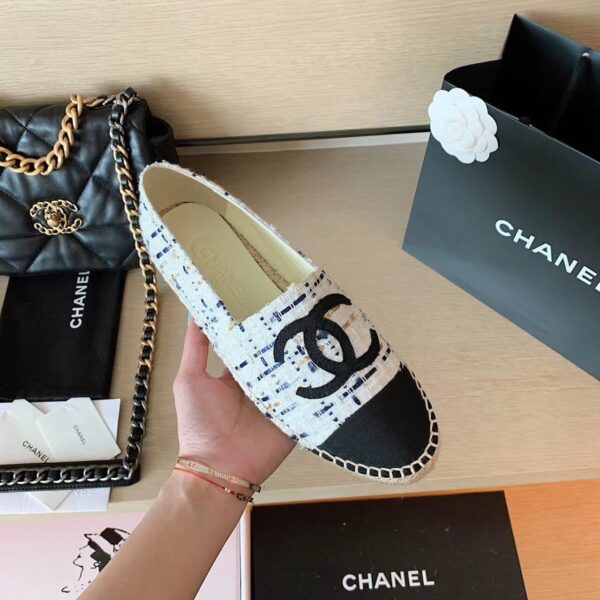 Chanel Espadrilles White/Black For Women, Women's Shoes G29762