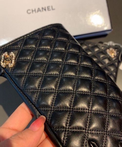 Chanel Gloves In Black