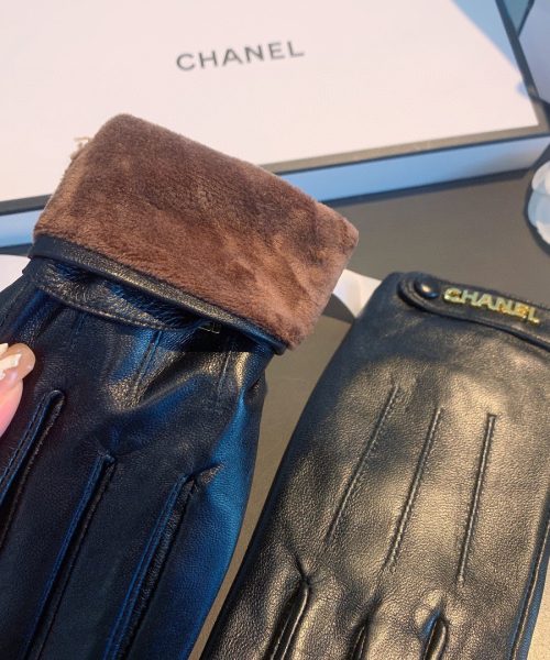 Chanel Gloves In Black