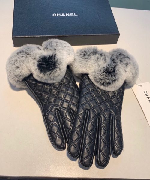 Chanel Gloves In Black