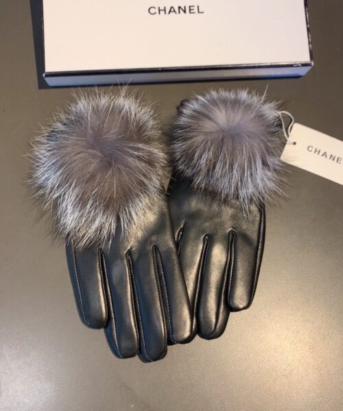 Chanel Gloves In Black