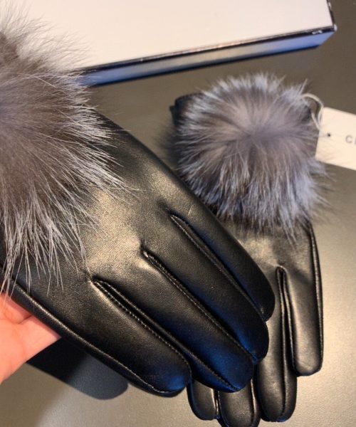 Chanel Gloves In Black