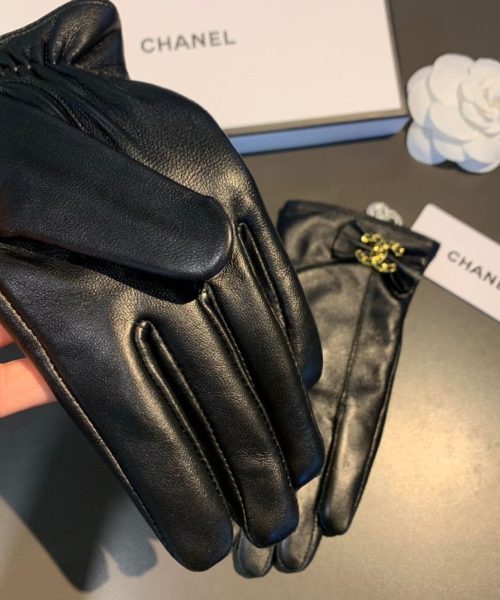 Chanel Gloves In Black