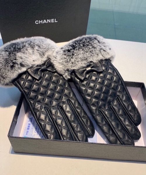Chanel Gloves In Black
