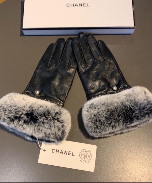 Chanel Gloves In Black
