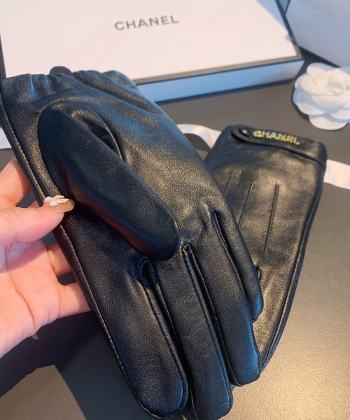 Chanel Gloves In Black