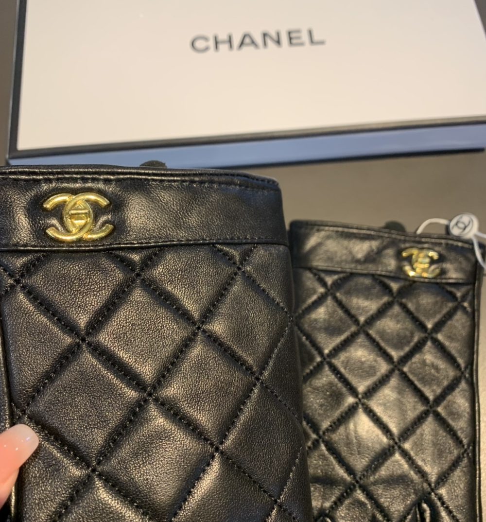 Chanel Gloves In Black
