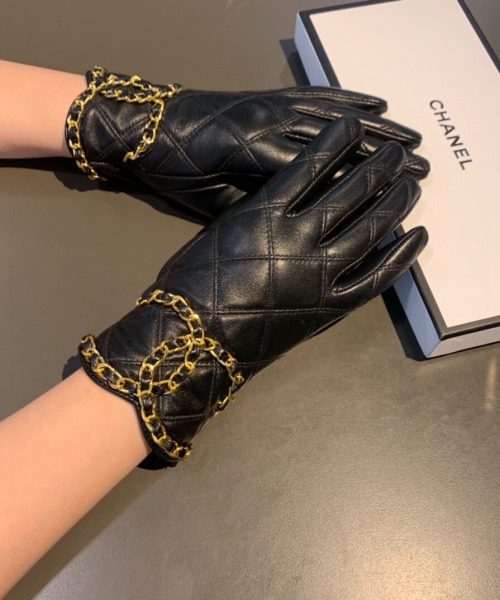Chanel Gloves In Black
