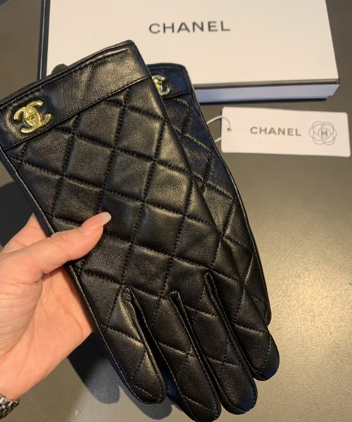 Chanel Gloves In Black