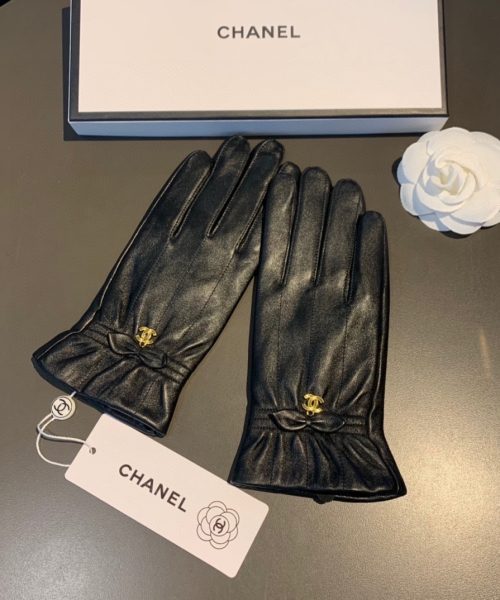 Chanel Gloves In Black