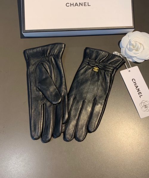 Chanel Gloves In Black
