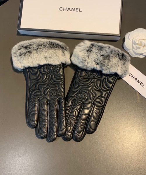 Chanel Gloves In Black