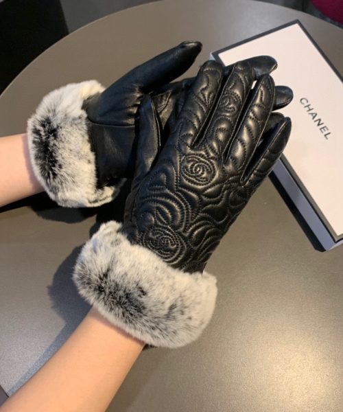 Chanel Gloves In Black