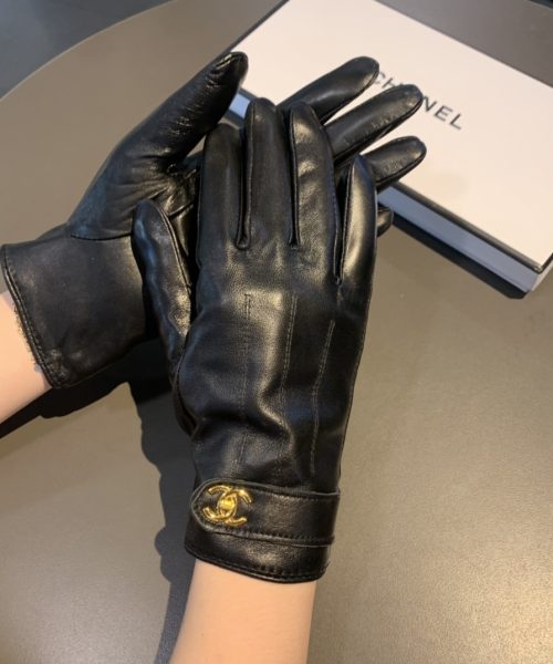 Chanel Gloves In Black