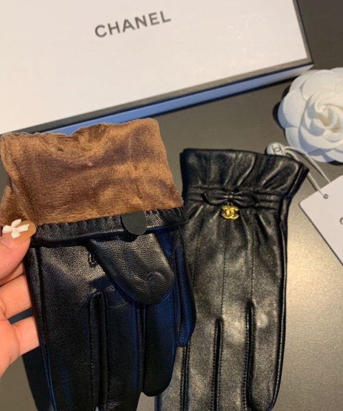 Chanel Gloves In Black