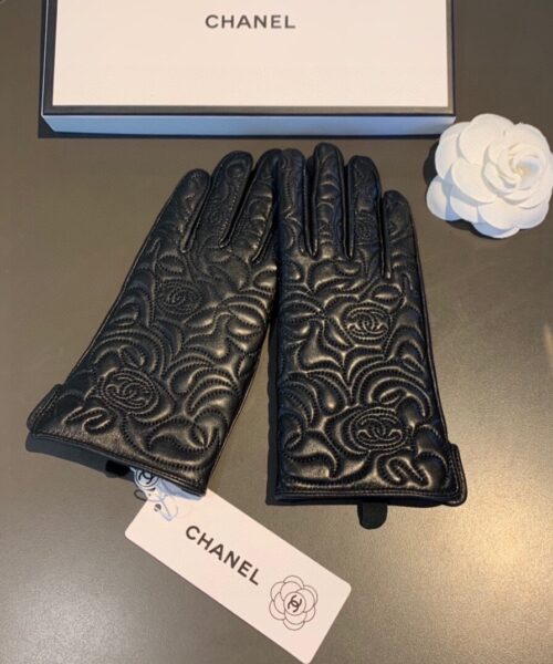 Chanel Gloves In Black